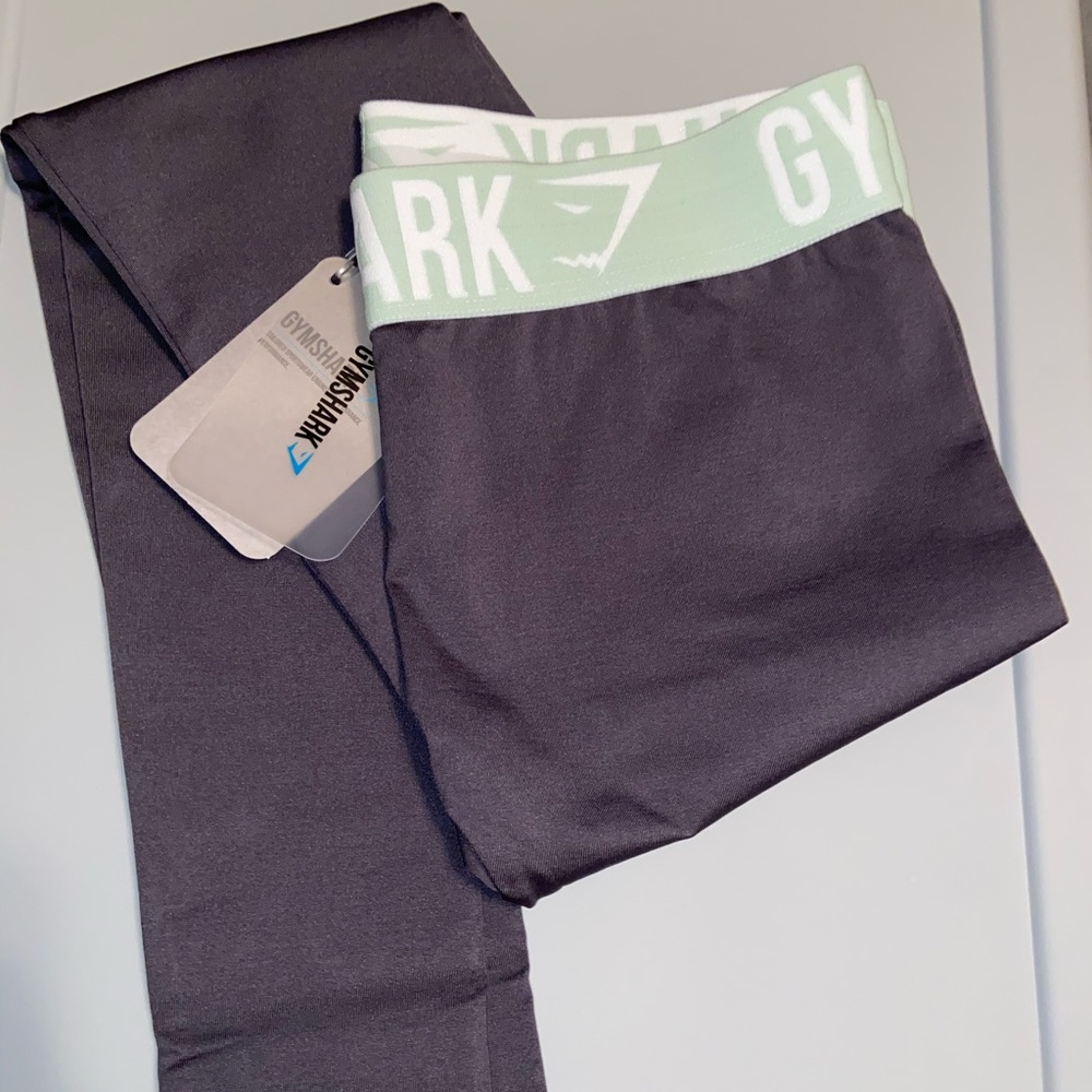 GYMSHARK FIT LEGGINGS